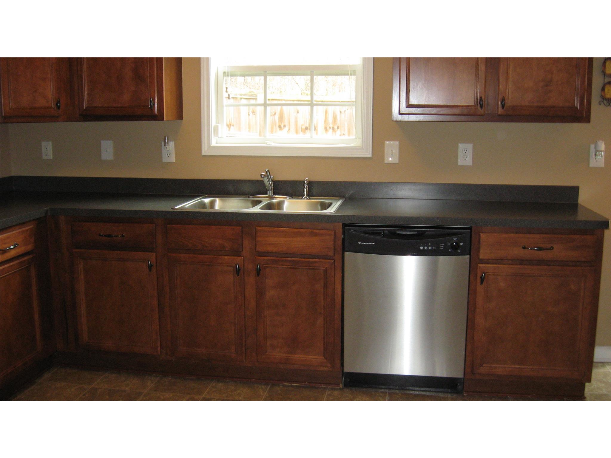 105 Revolutionary Dr, Hampton, GA 30228 photo 12