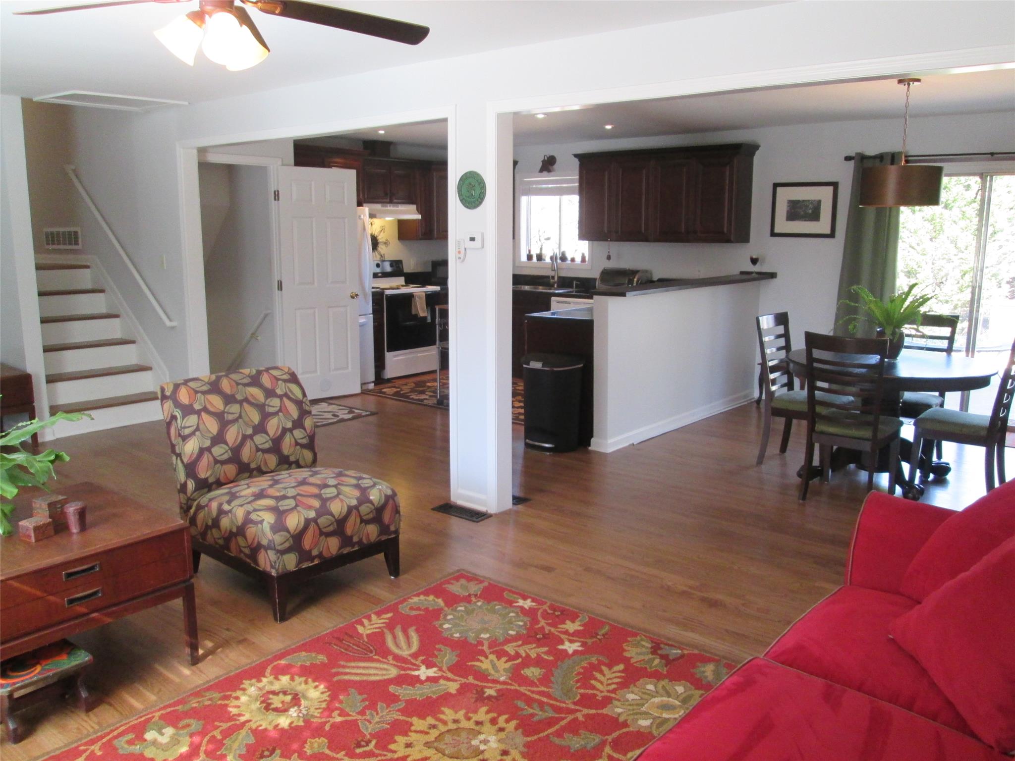 3055 Kent Ct, Duluth, GA 30096 photo 3