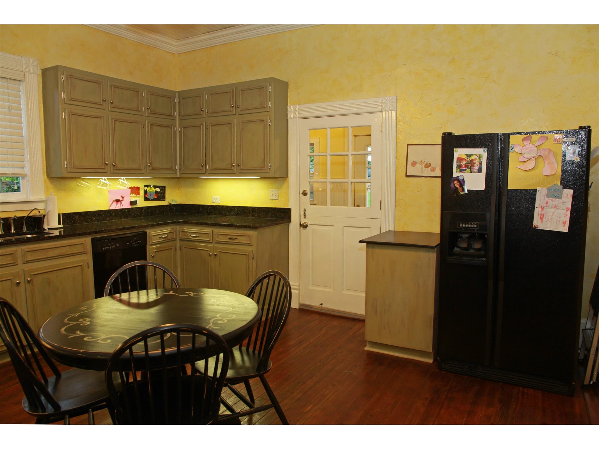126 Bowden St, Commerce, GA 30529 photo 10