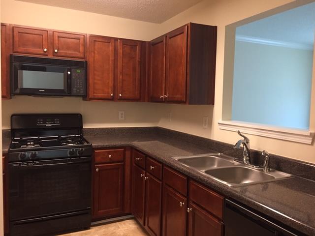 635 Barshay Dr, Covington, GA 30016 photo 3