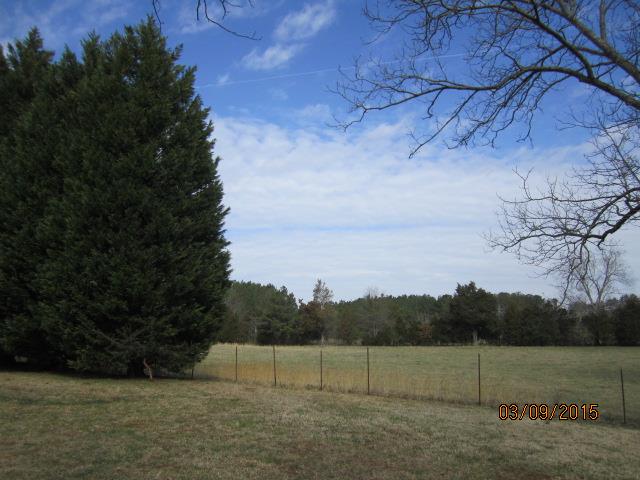 162 Freeman Cir, Barnesville, GA 30204 photo 3