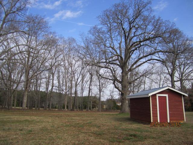 162 Freeman Cir, Barnesville, GA 30204 photo 4