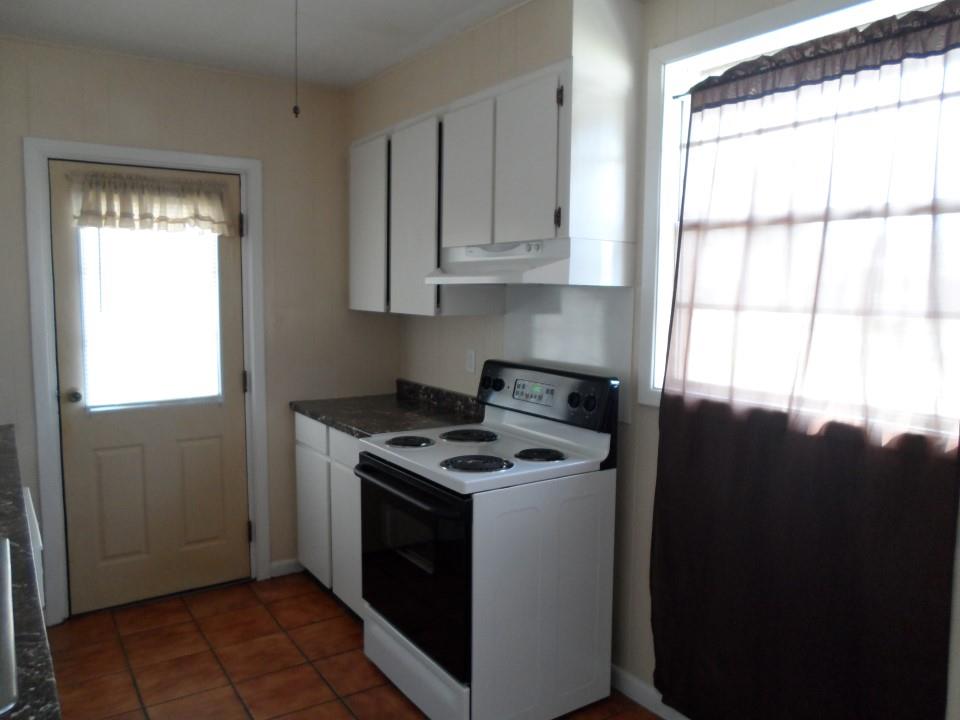 206 Harold Dr, Centerville, GA 31028 photo 8