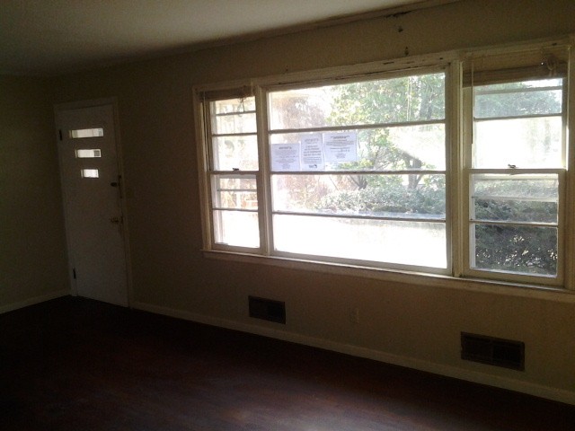 241 Pine Ln, Canton, GA 30114 photo 4