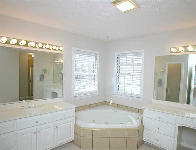 3146 Chestatee Rd, Gainesville, GA 30506 photo 12