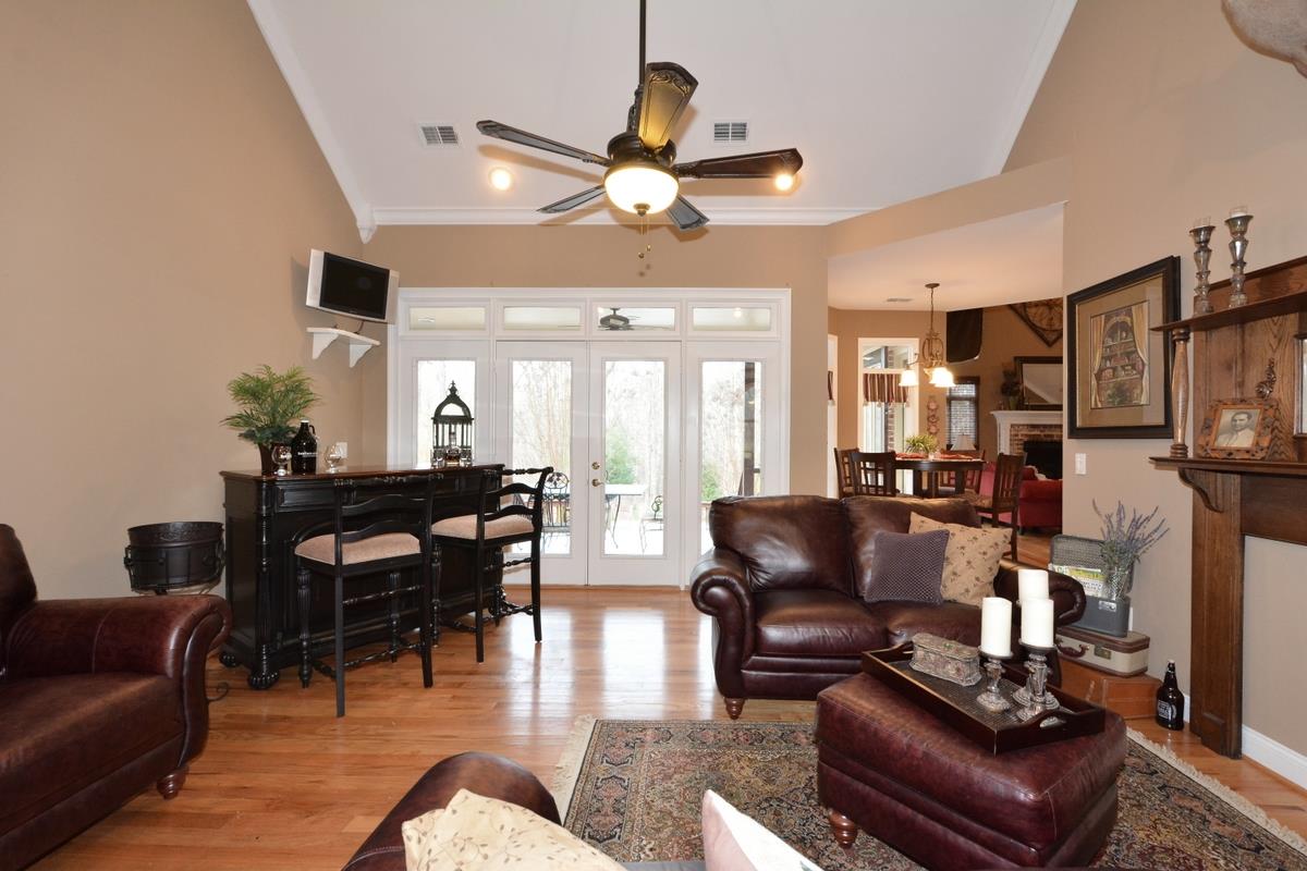 2113 Laurel Gate Ln, Monroe, GA 30655 photo 5