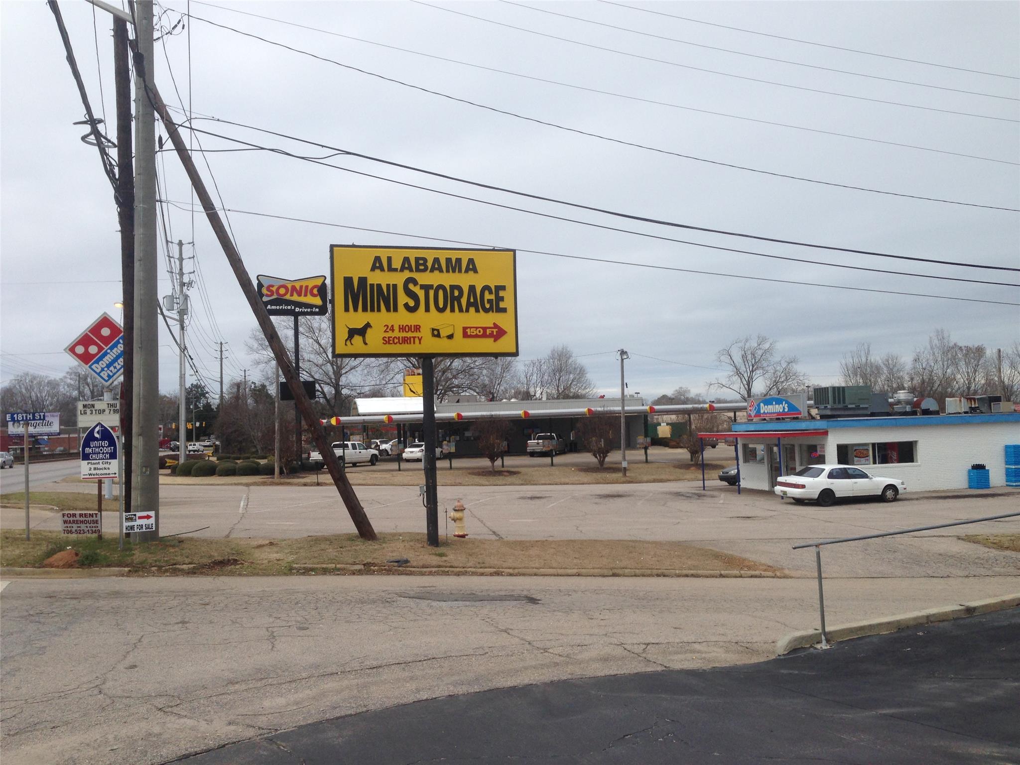 1709 S Broad Ave, Lanett, AL 36863 photo 1