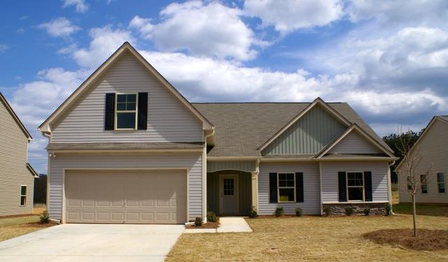 389 Pinnacle Dr, Winder, GA 30680 photo 1