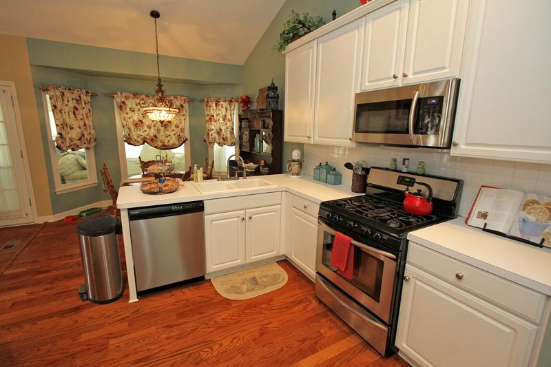 5870 Elm Tree Dr, Buford, GA 30518 photo 11