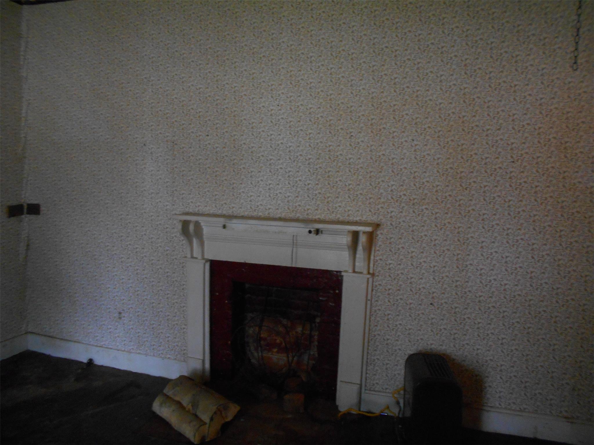 36 E Wright St, Winder, GA 30680 photo 13
