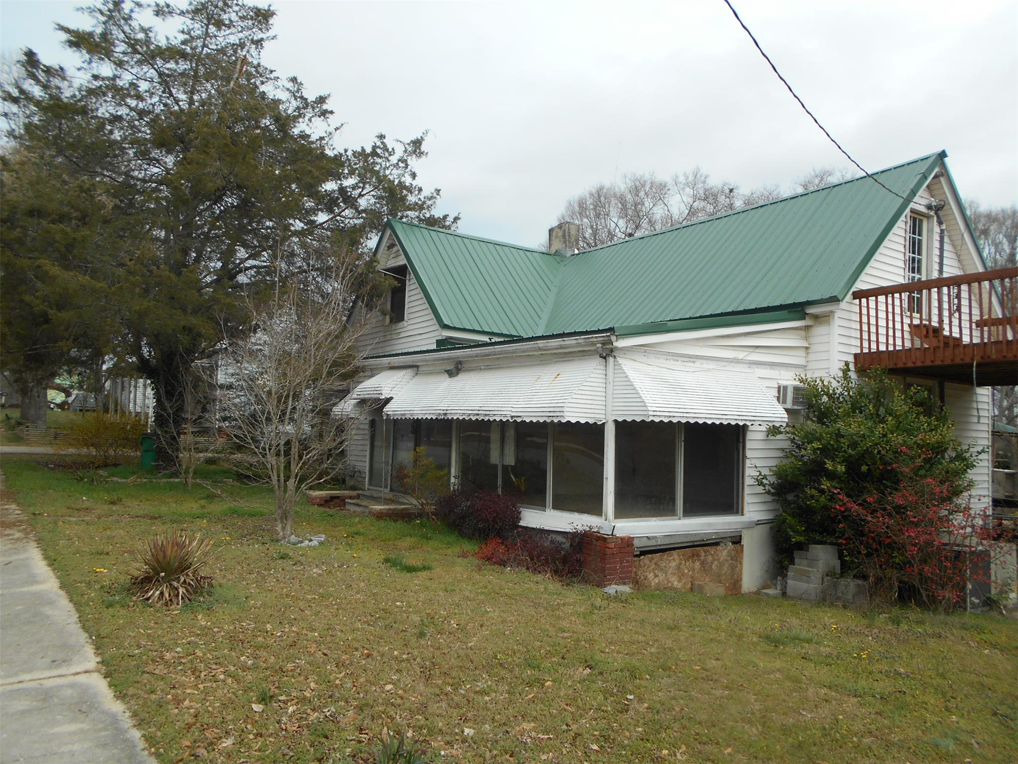 36 E Wright St, Winder, GA 30680 photo 1
