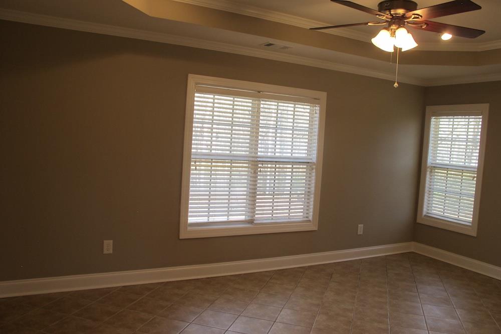 211 Wood St, Commerce, GA 30529 photo 16