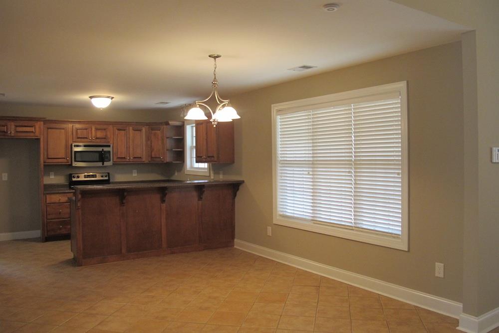 211 Wood St, Commerce, GA 30529 photo 6