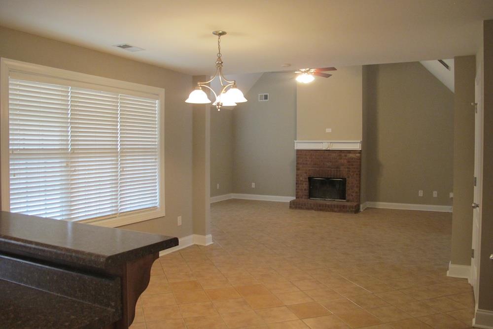 211 Wood St, Commerce, GA 30529 photo 7