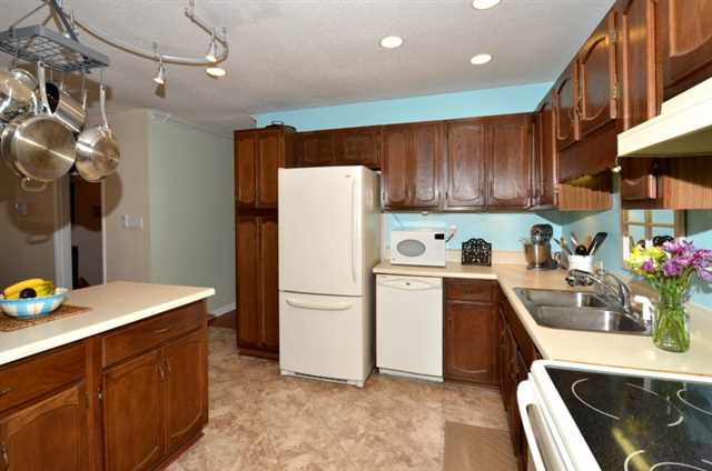 2116 Ellwyn Dr, Atlanta, GA 30341 photo 5