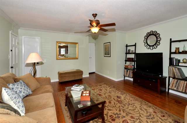 2116 Ellwyn Dr, Atlanta, GA 30341 photo 10