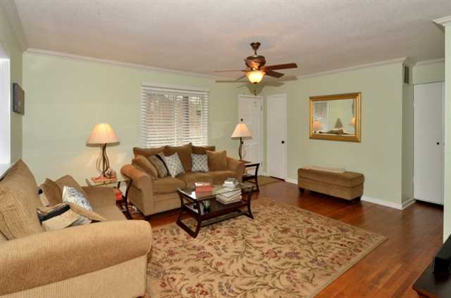 2116 Ellwyn Dr, Atlanta, GA 30341 photo 8
