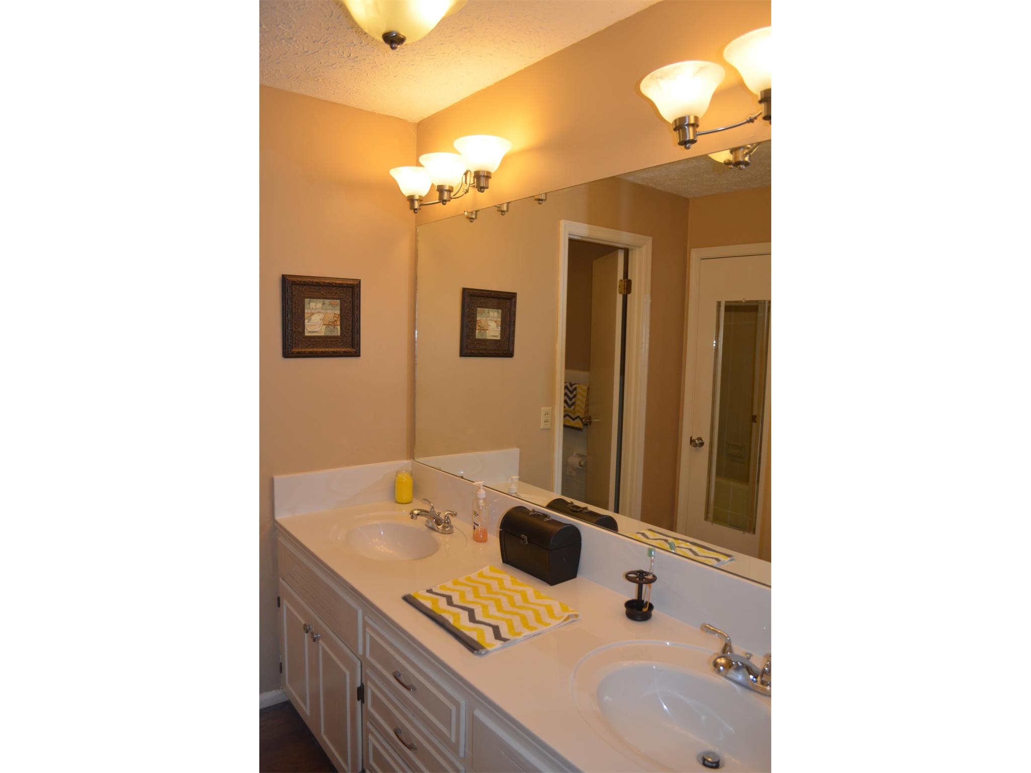 111 Windsor Dr, Calhoun, GA 30701 photo 13
