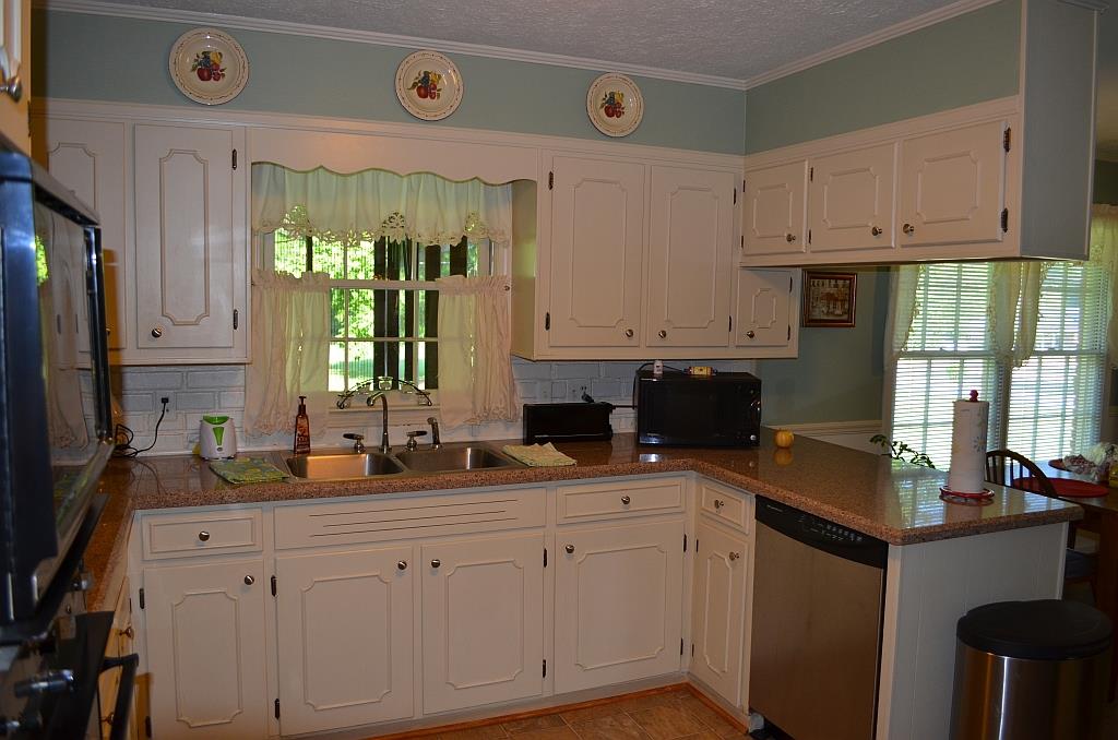 111 Windsor Dr, Calhoun, GA 30701 photo 8