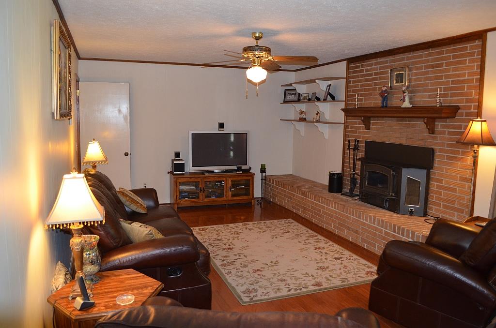 111 Windsor Dr, Calhoun, GA 30701 photo 5