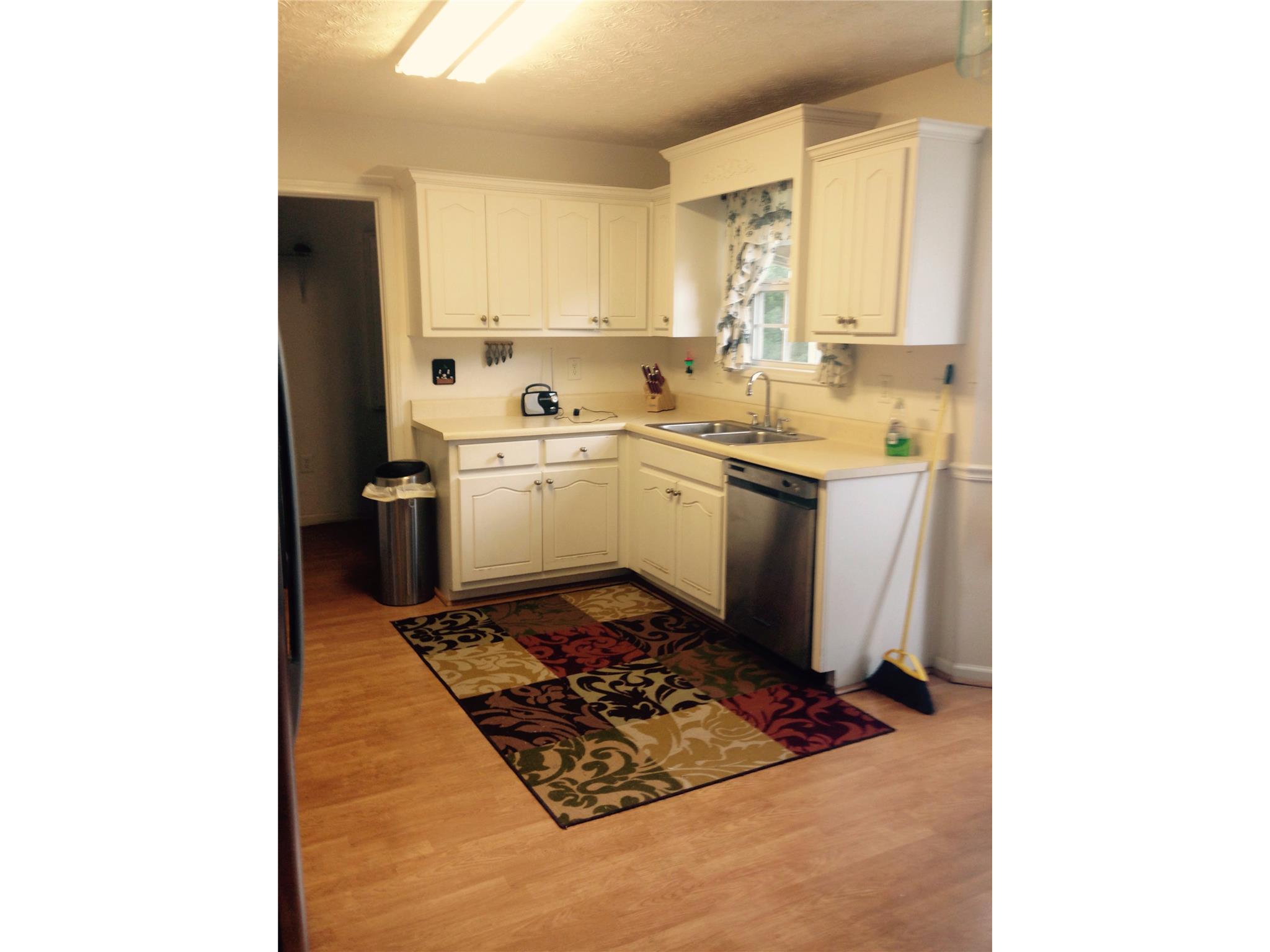 237 Henry Higgins Rd, Jackson, GA 30233 photo 2