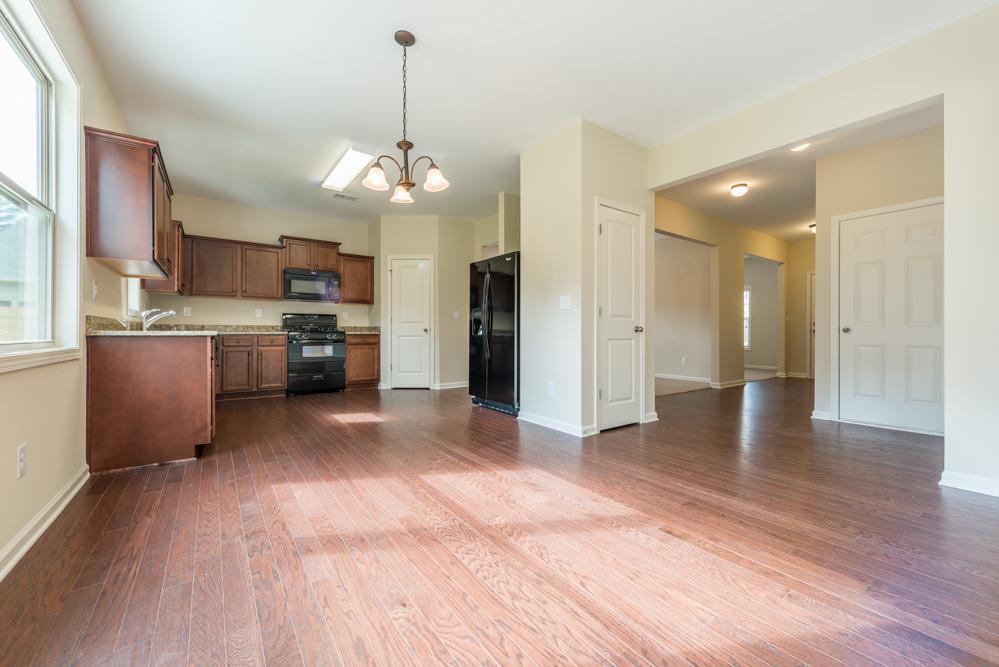 4220 Weeping Willow, Gainesville, GA 30504 photo 2