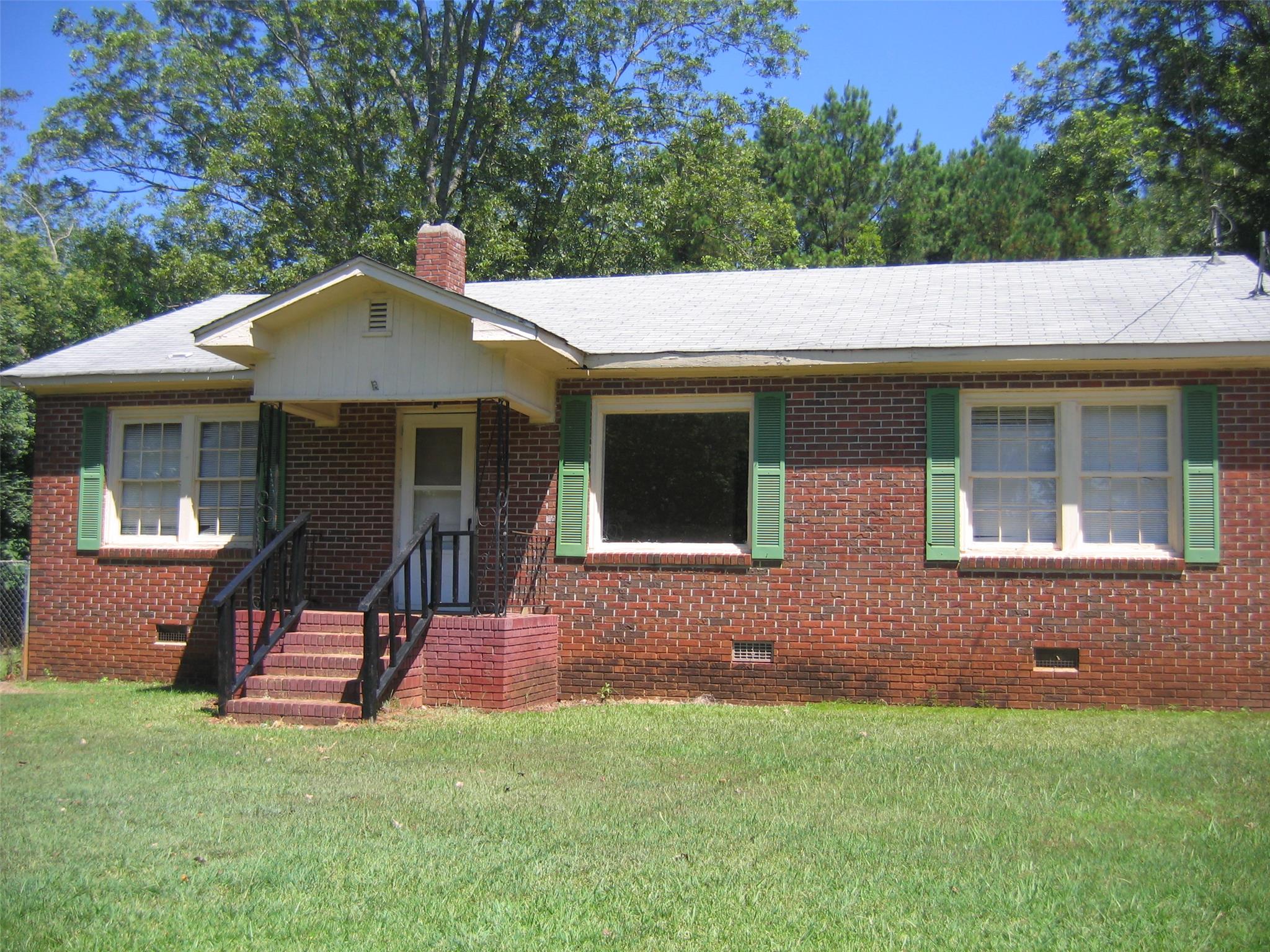 111 S Page St, Lagrange, GA 30240 photo 1
