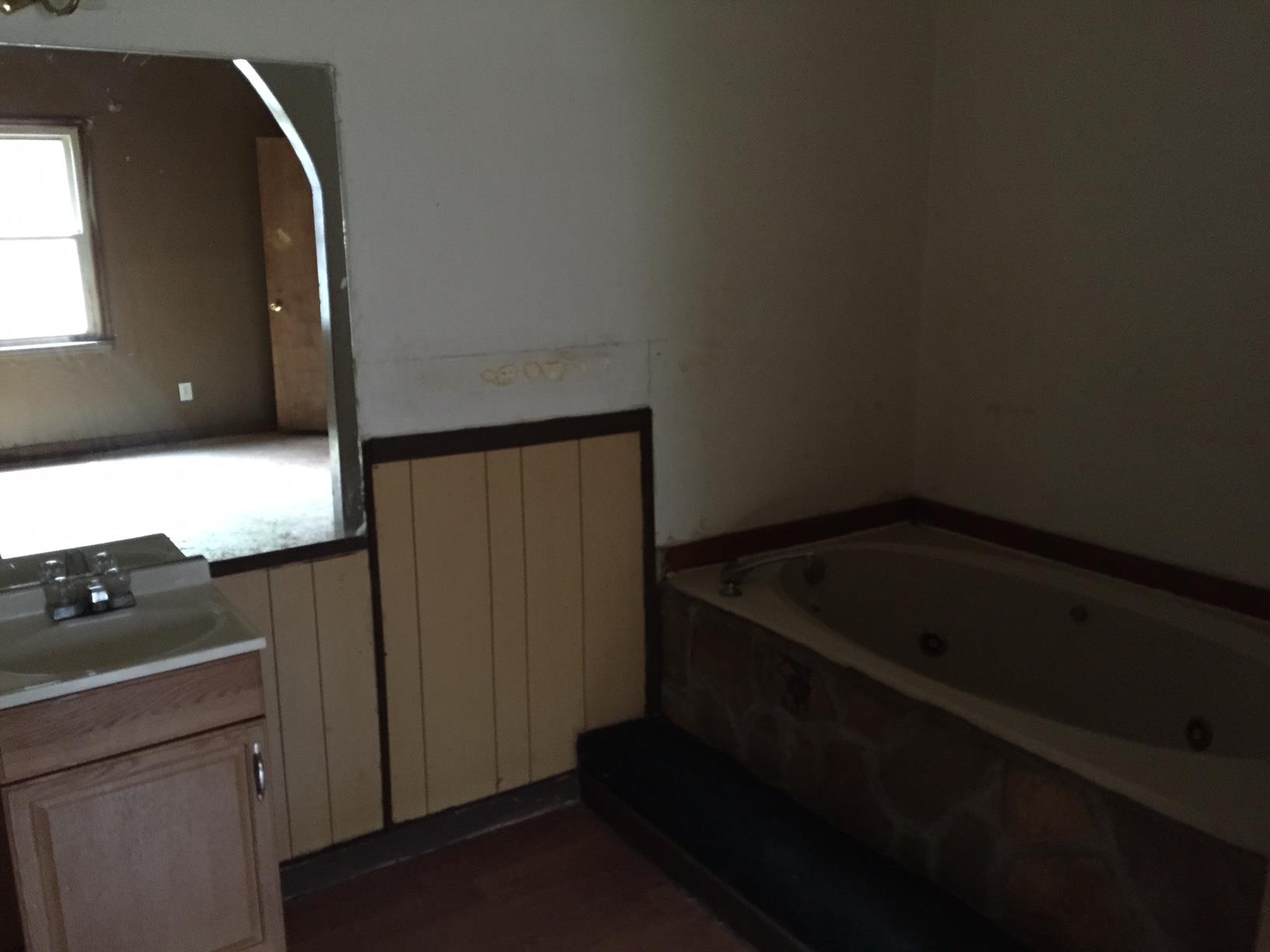 5584 Phillips Dr, Morrow, GA 30260 photo 14