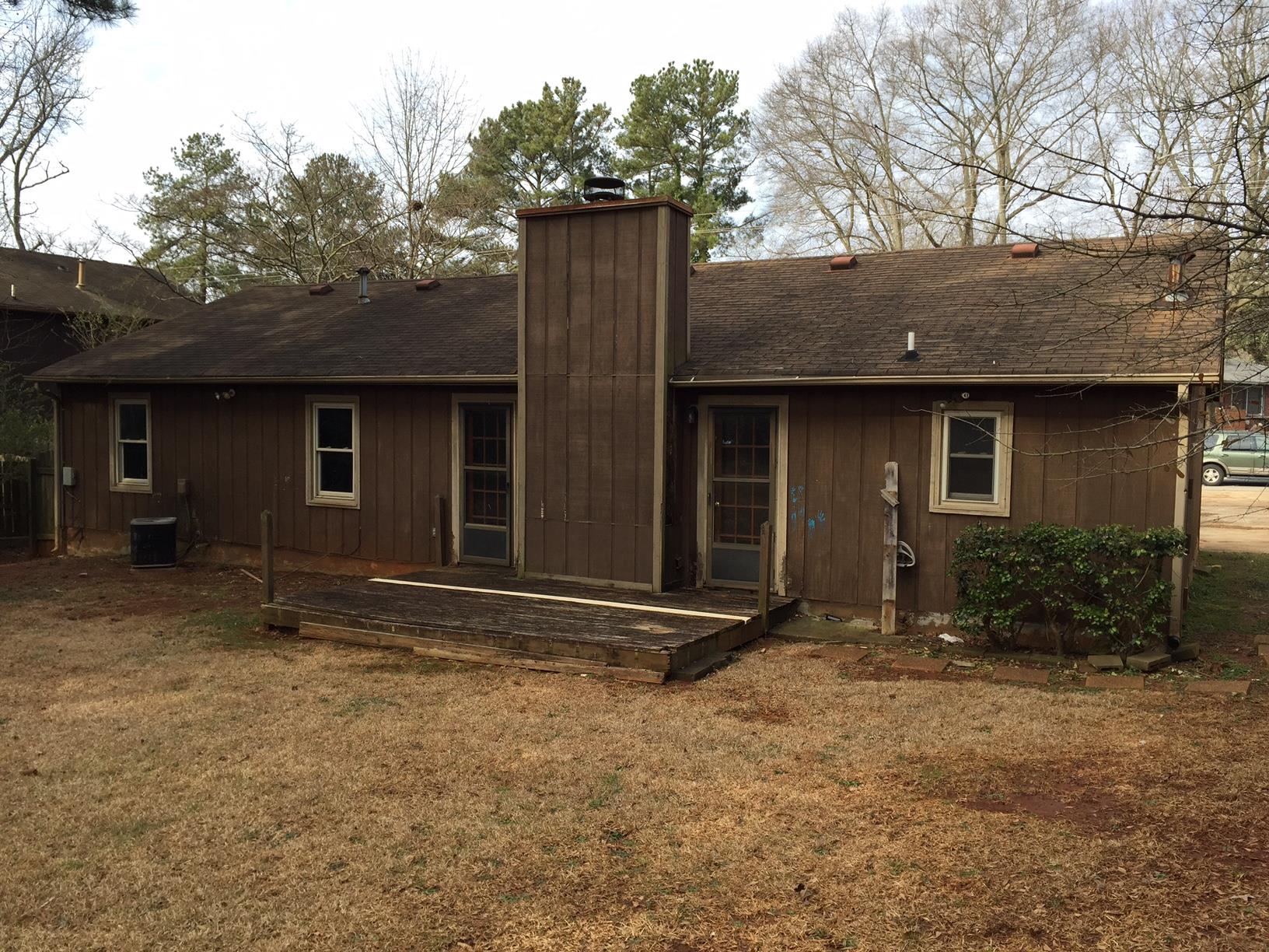5584 Phillips Dr, Morrow, GA 30260 photo 1