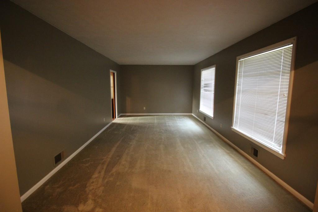 6451 Meadowbrook Ln, Morrow, GA 30260 photo 14