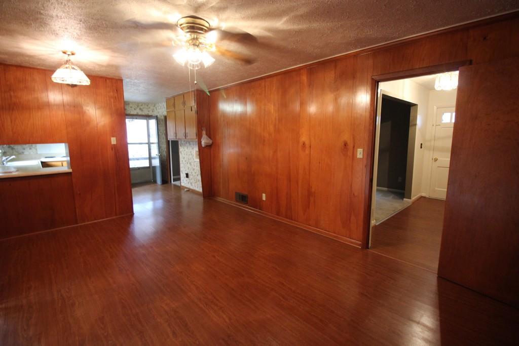 6451 Meadowbrook Ln, Morrow, GA 30260 photo 3