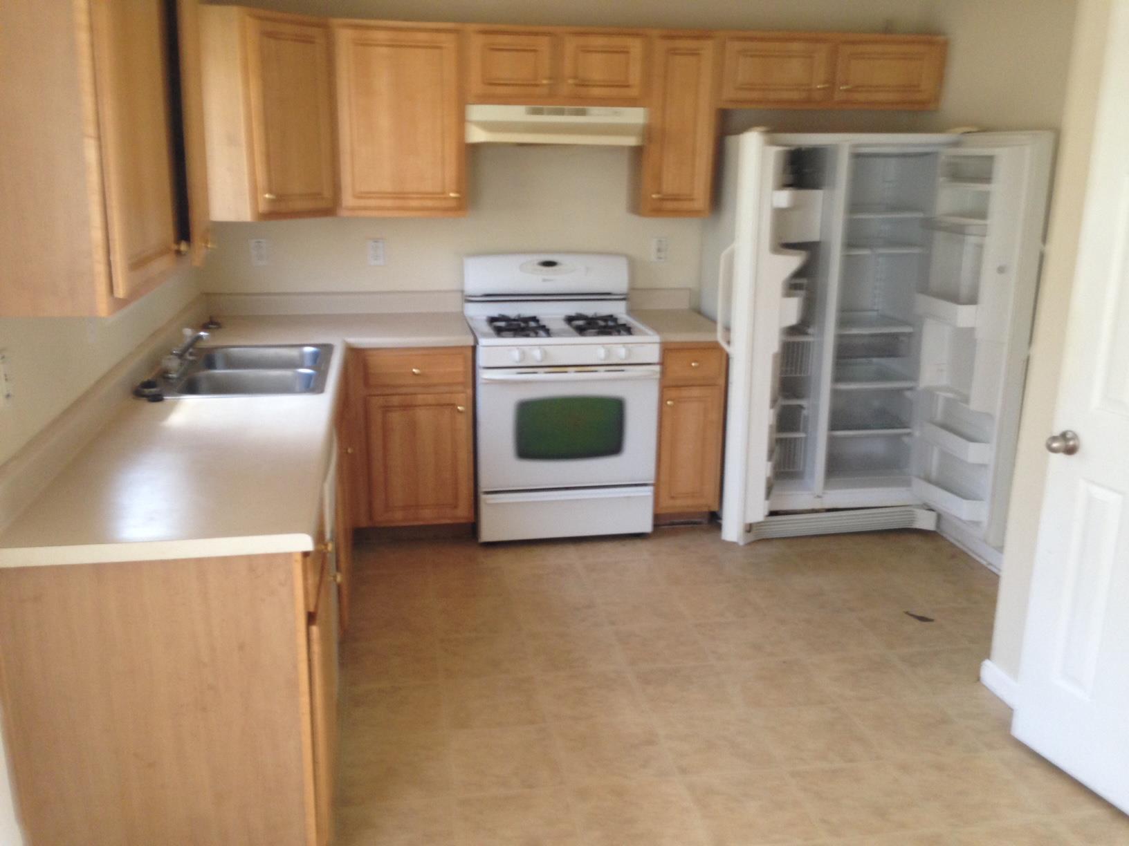 150 Hazelhurst Dr, Covington, GA 30016 photo 4