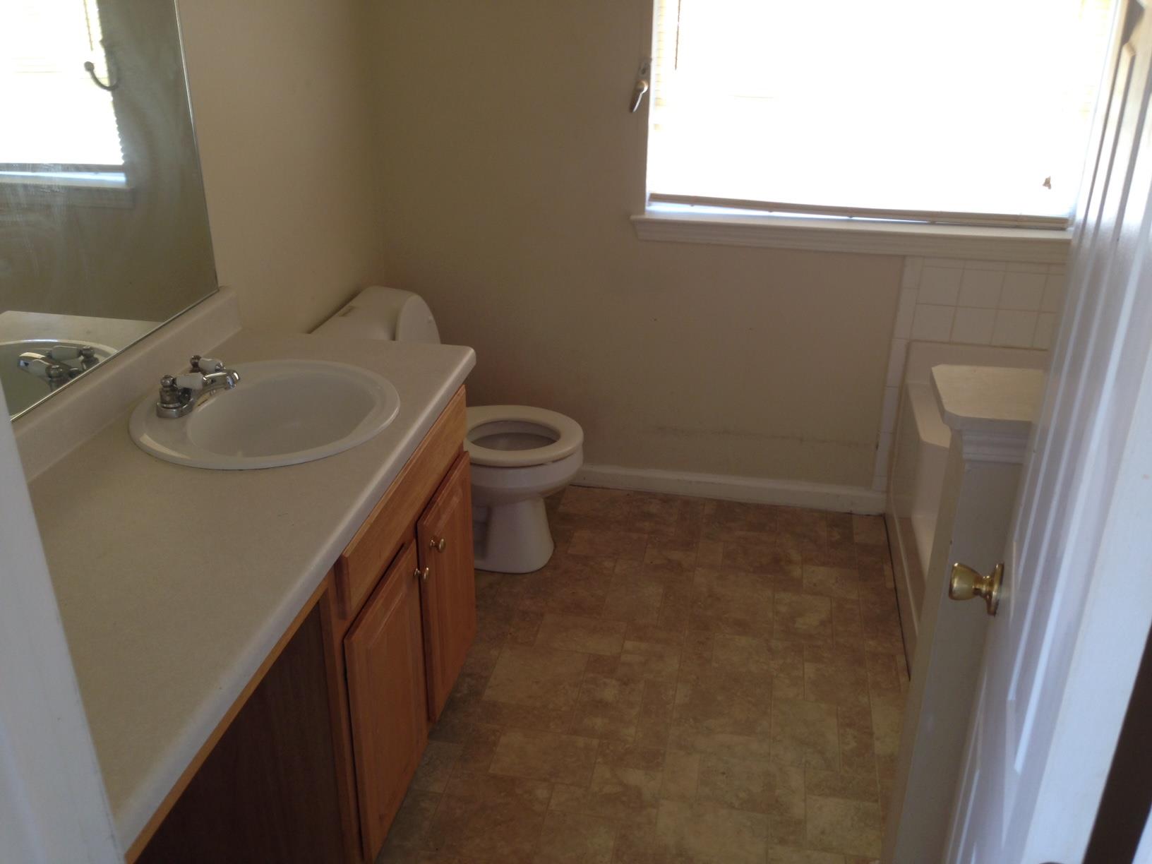 150 Hazelhurst Dr, Covington, GA 30016 photo 8