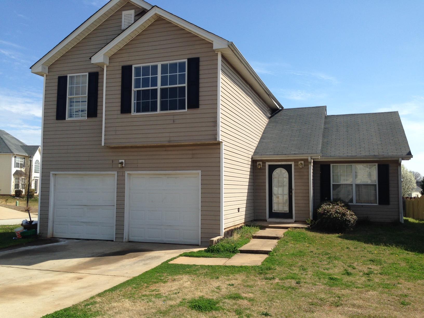 150 Hazelhurst Dr, Covington, GA 30016 photo 1