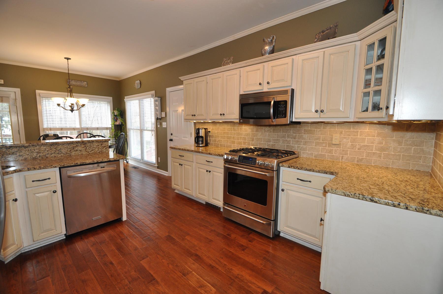 390 Pendleton Trl, Tyrone, GA 30290 photo 8