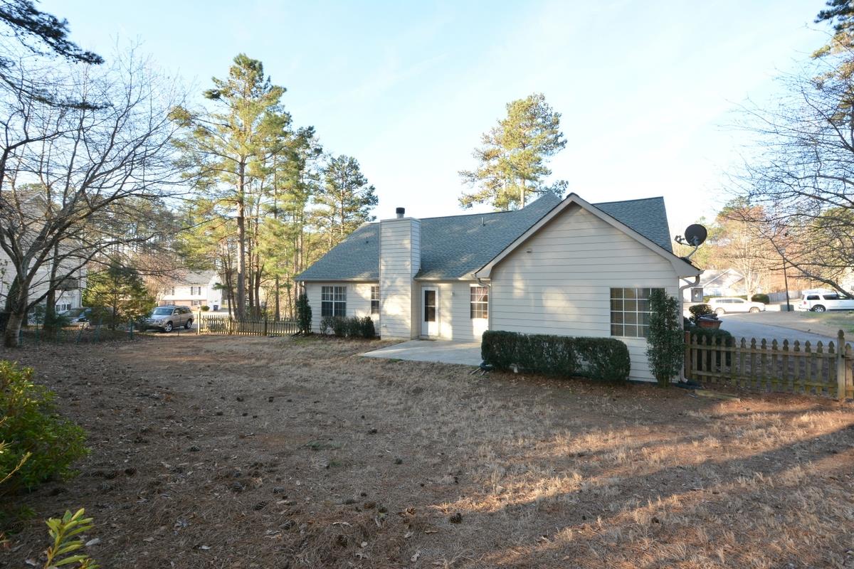 2935 Phillips Bend Xing, Buford, GA 30519 photo 23