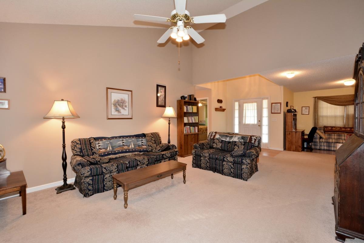 2935 Phillips Bend Xing, Buford, GA 30519 photo 5