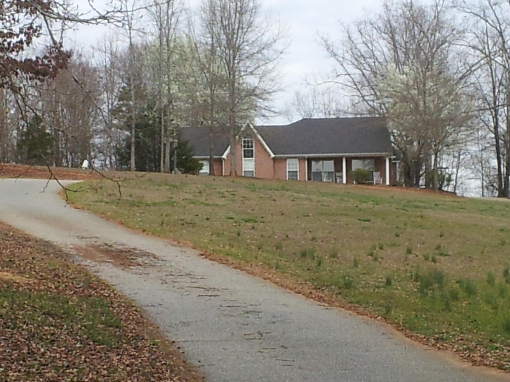 54 Eades Dr, Commerce, GA 30529 photo 6