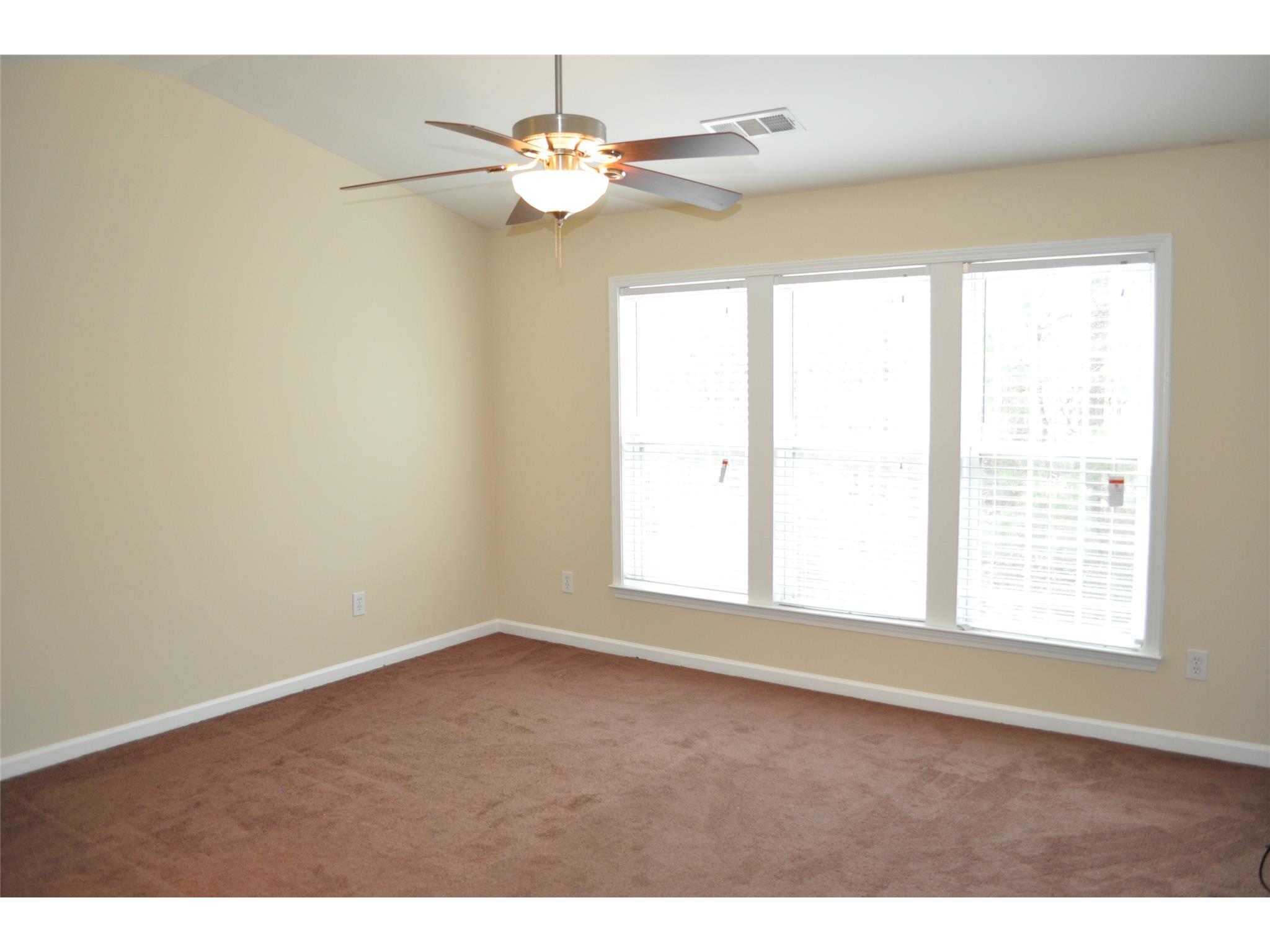 2380 Fairlie Dr, Duluth, GA 30096 photo 14