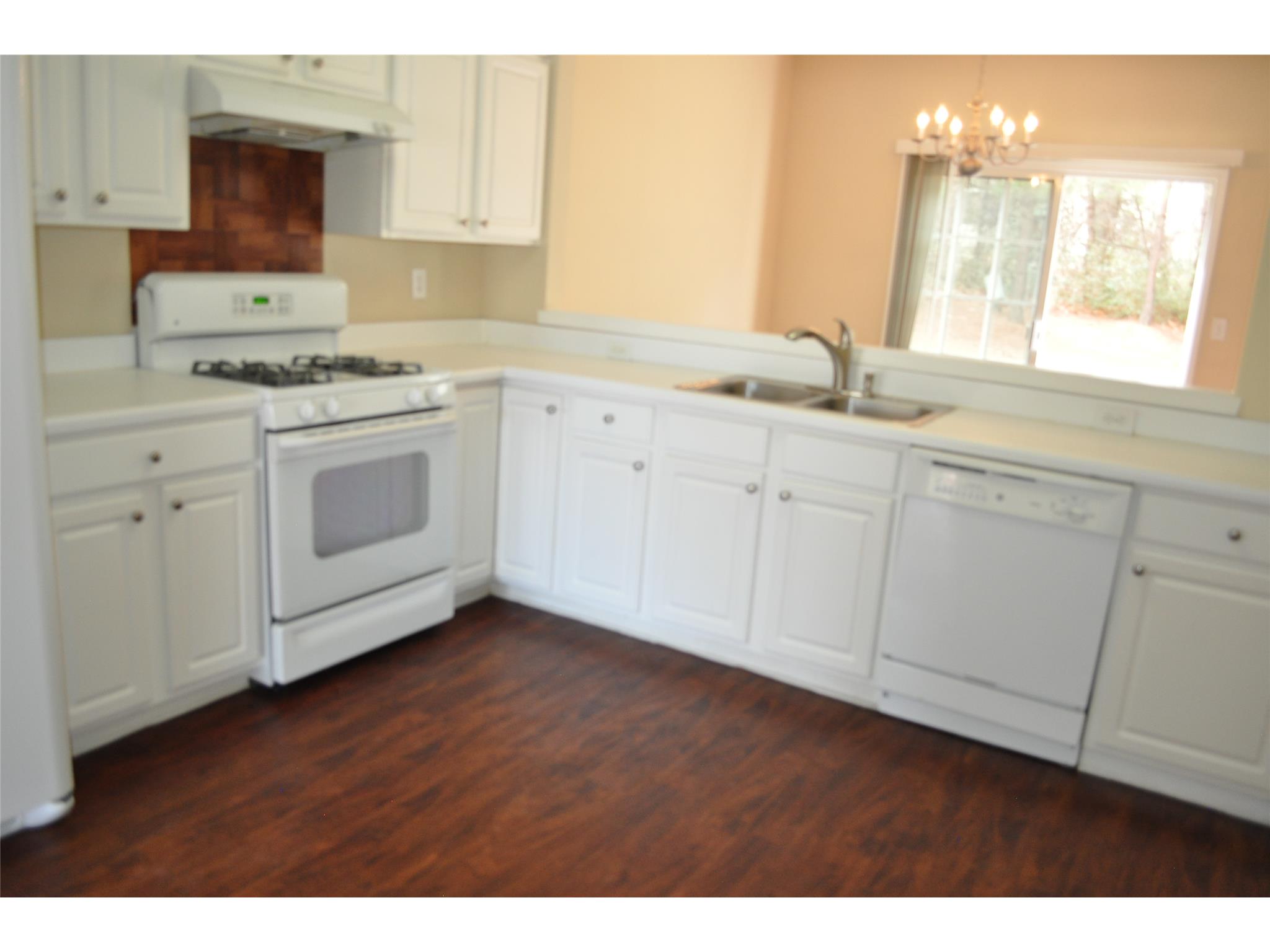 2380 Fairlie Dr, Duluth, GA 30096 photo 11