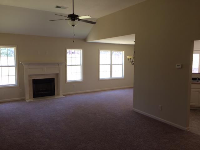 1304 Keaton Dr, Winder, GA 30680 photo 2