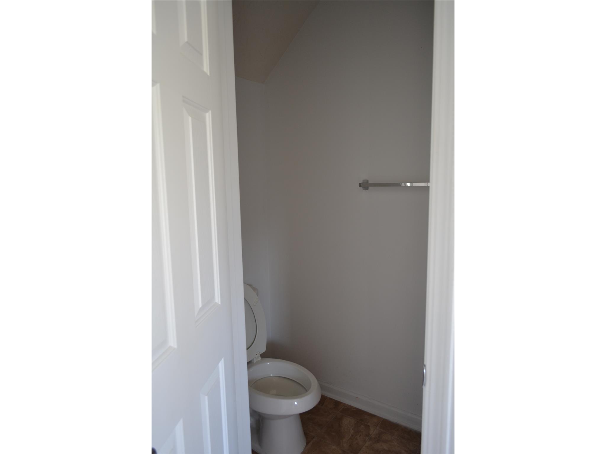 250 Timberlake Ter, Covington, GA 30016 photo 7