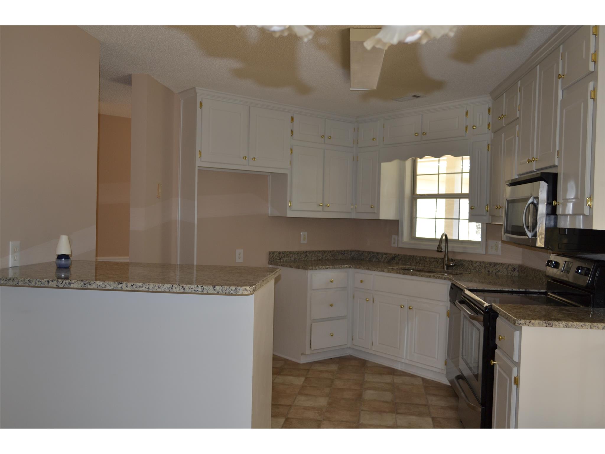 165 Lakefront Dr, Covington, GA 30016 photo 13