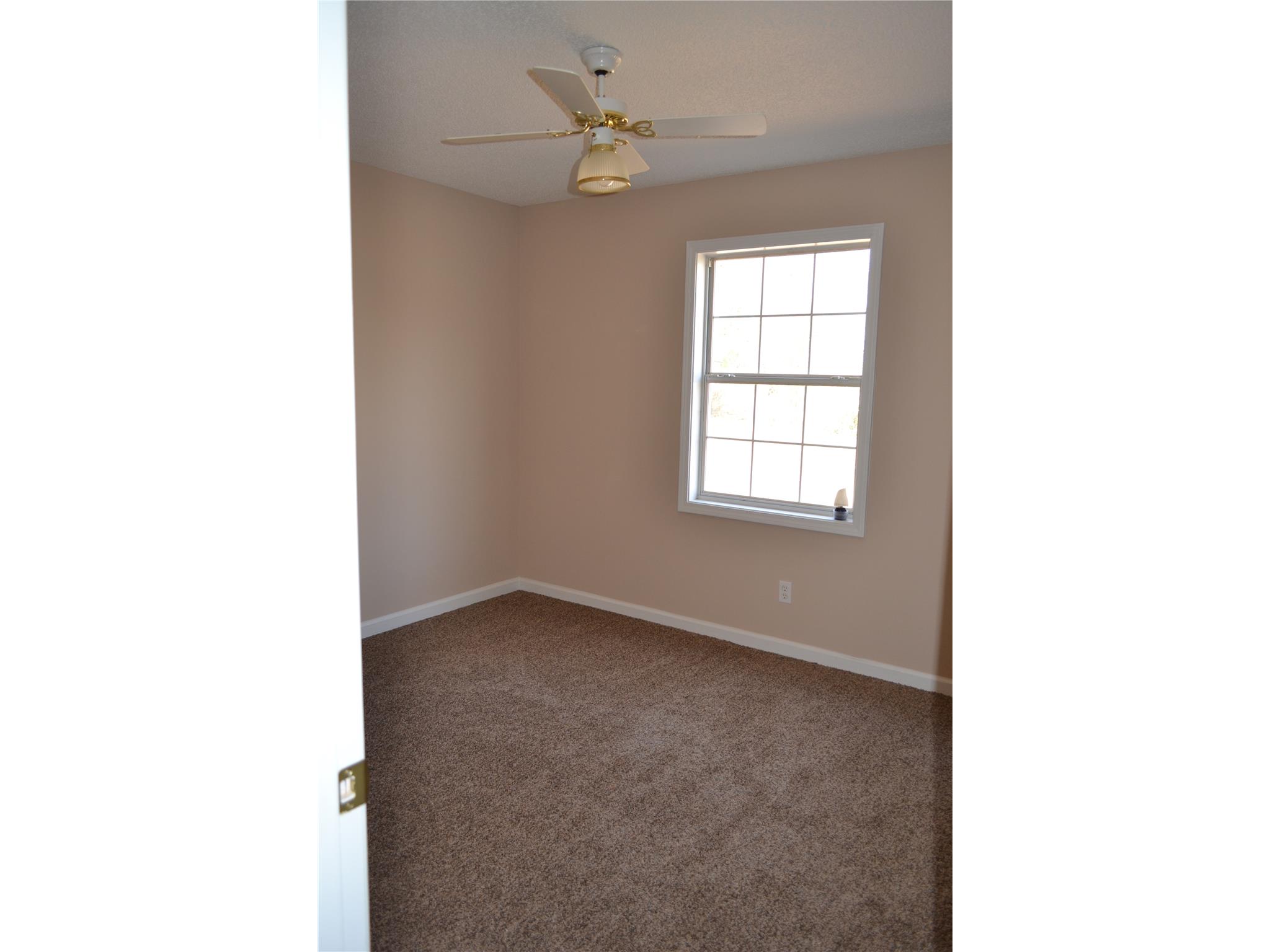 165 Lakefront Dr, Covington, GA 30016 photo 19