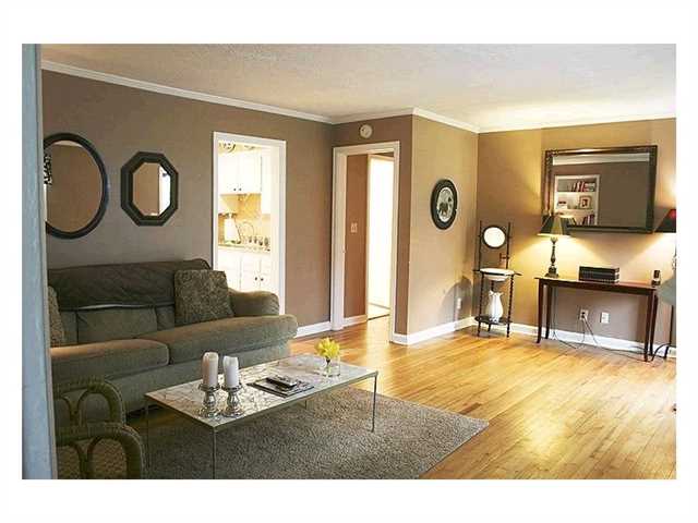 2266 Wallace Dr, Atlanta, GA 30341 photo 2