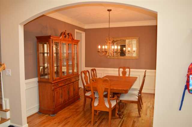 8635 Stone River Dr, Gainesville, GA 30506 photo 4