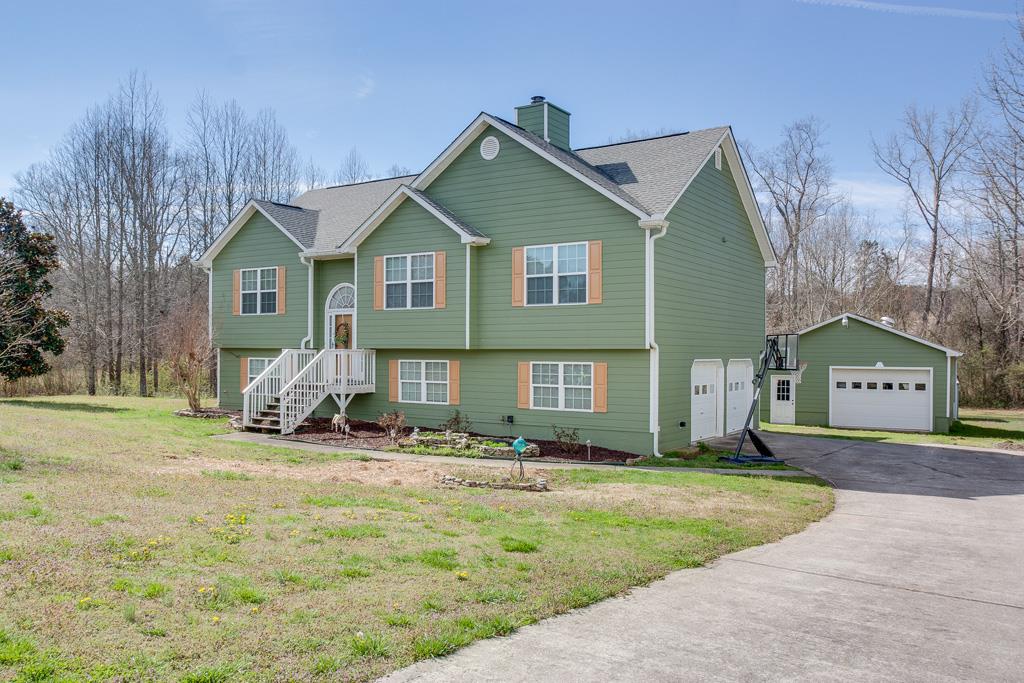 3308 Windgate Dr, Buford, GA 30519 photo 1