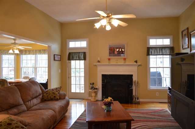 33 Harbor Ln, White, GA 30184 photo 5