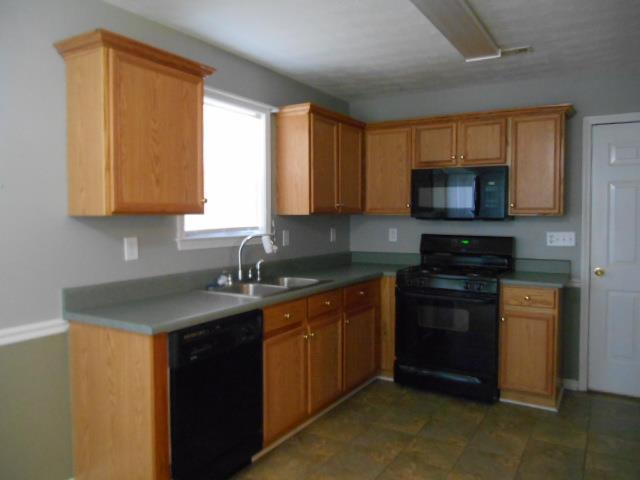2002 Elm Grove Ln, Hampton, GA 30228 photo 5