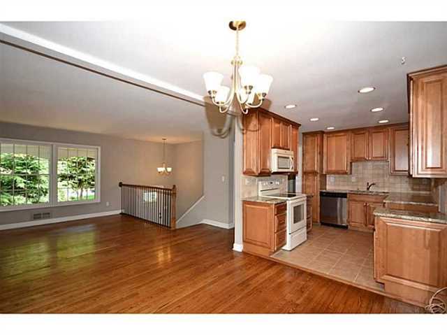 4098 Longview Dr, Atlanta, GA 30341 photo 6